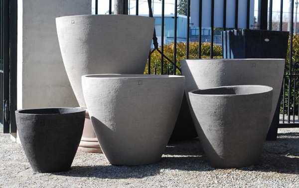 Contemporary Belgian Stoneware Pots – A Series