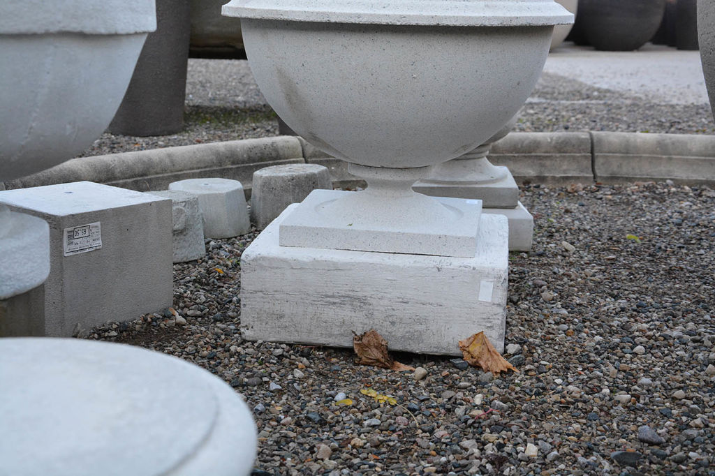 White Pedestal With Recess