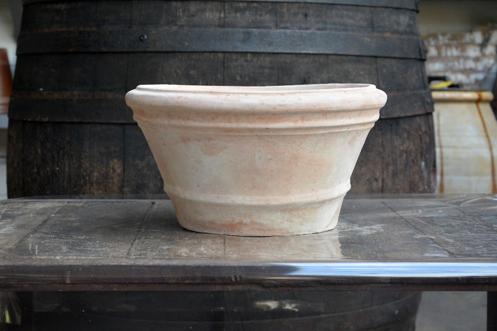 Italian Terra Bell Pot
