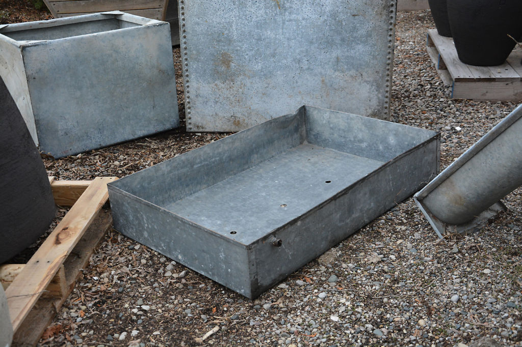 Low Galvanized Pan with Spout