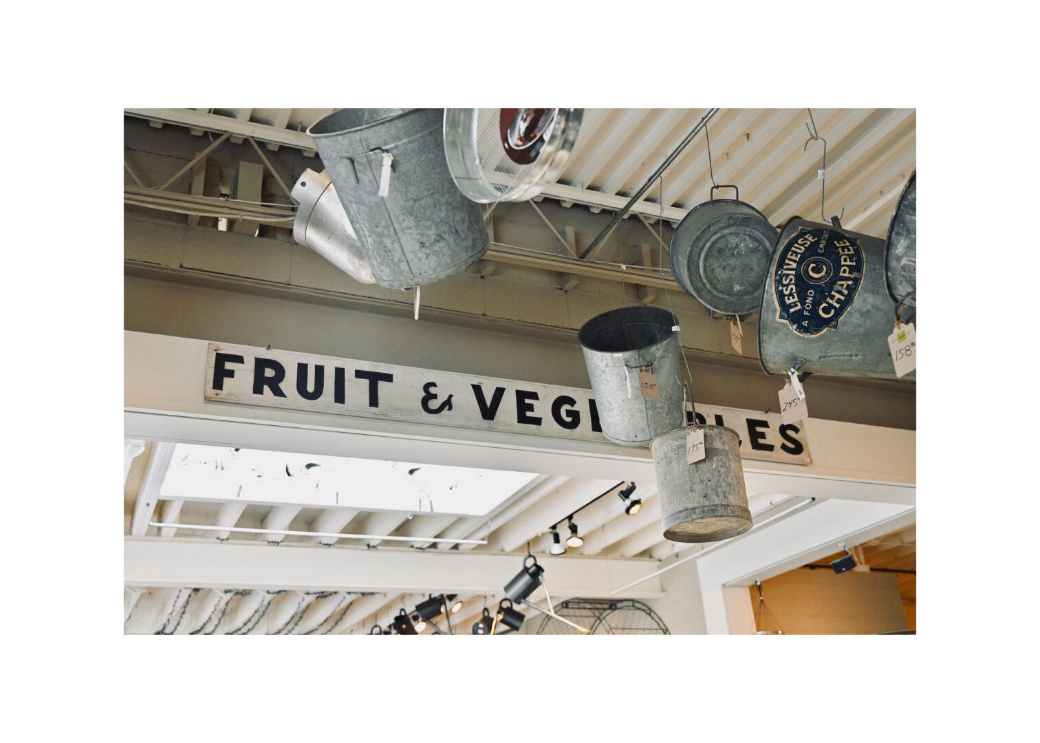 Fruit & Vegetables Sign