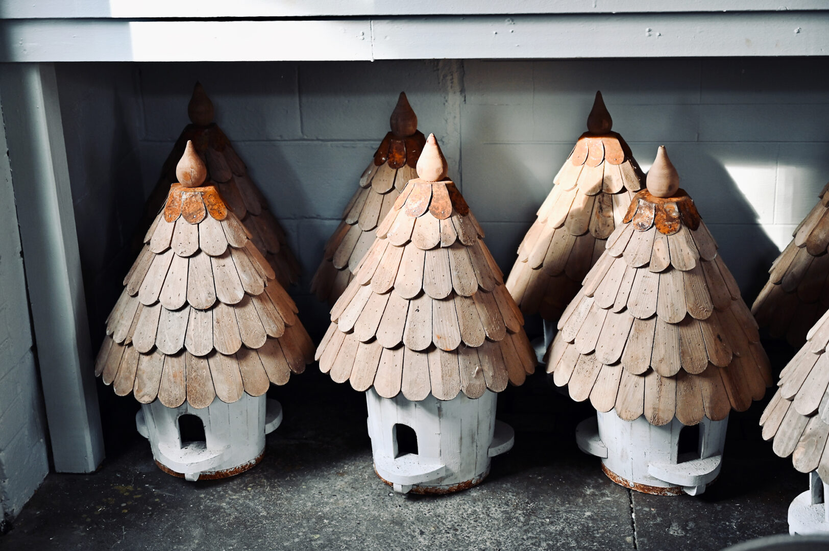 English Birdhouse Round