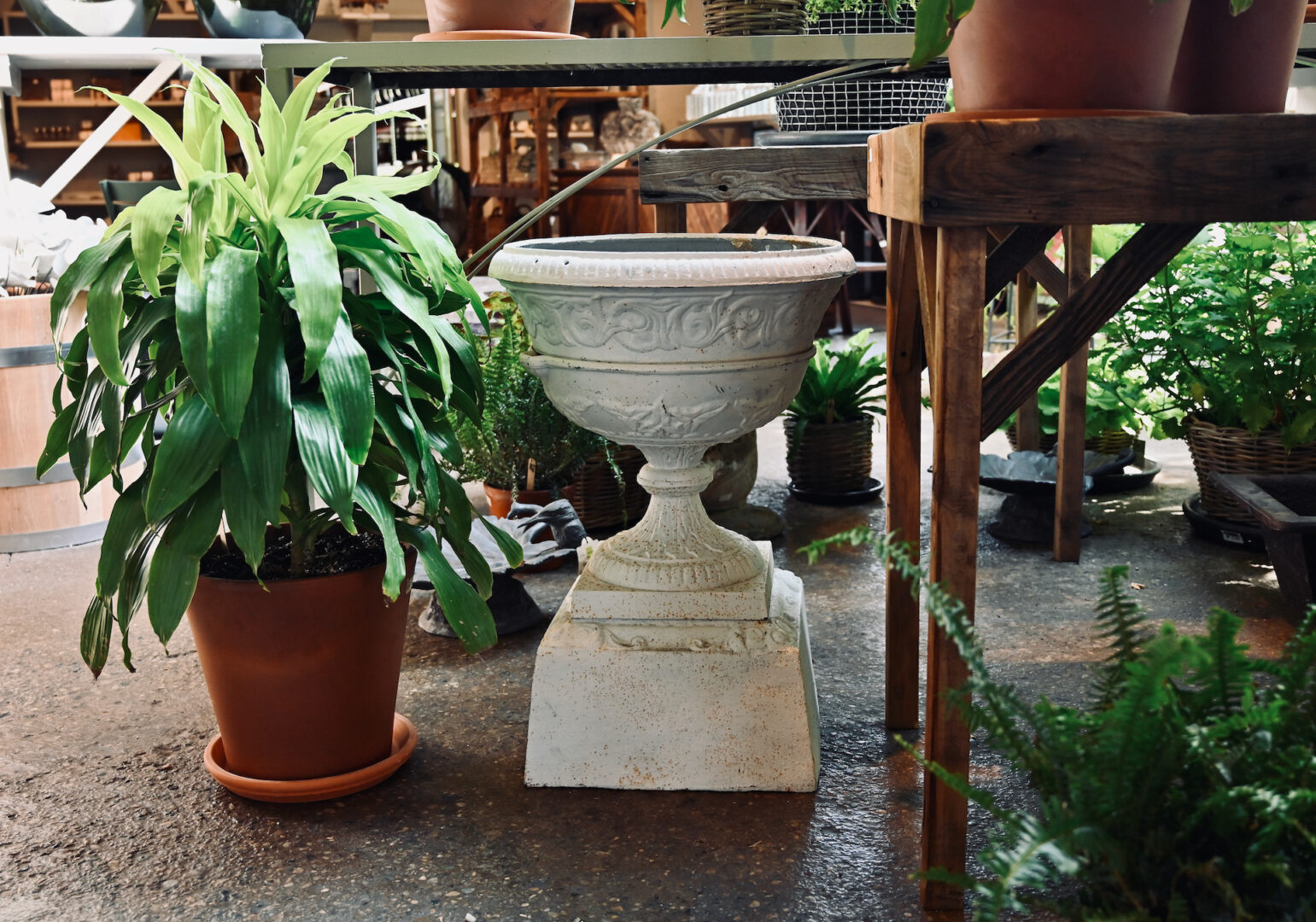 Cast Iron Urn with Three Pieces