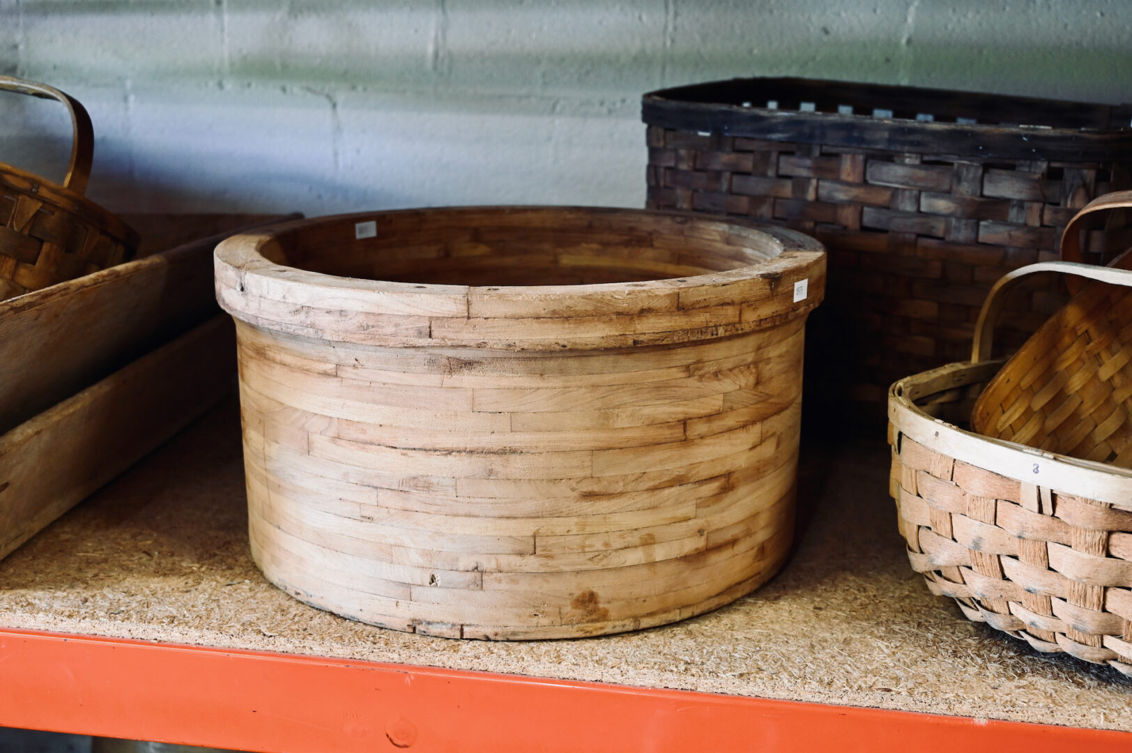 Curved Wood Bowl