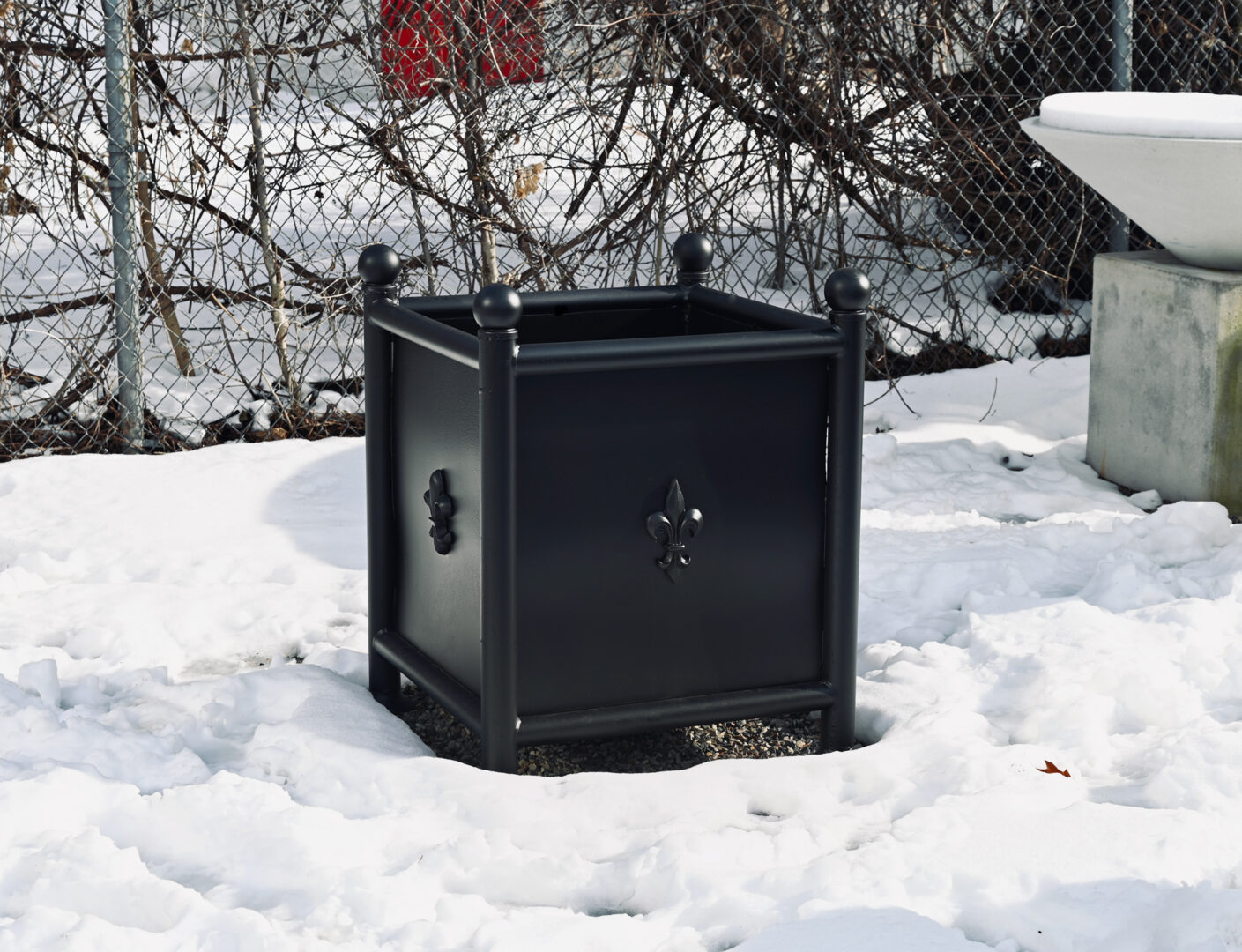 Metal Planter with Fleur-de-lis