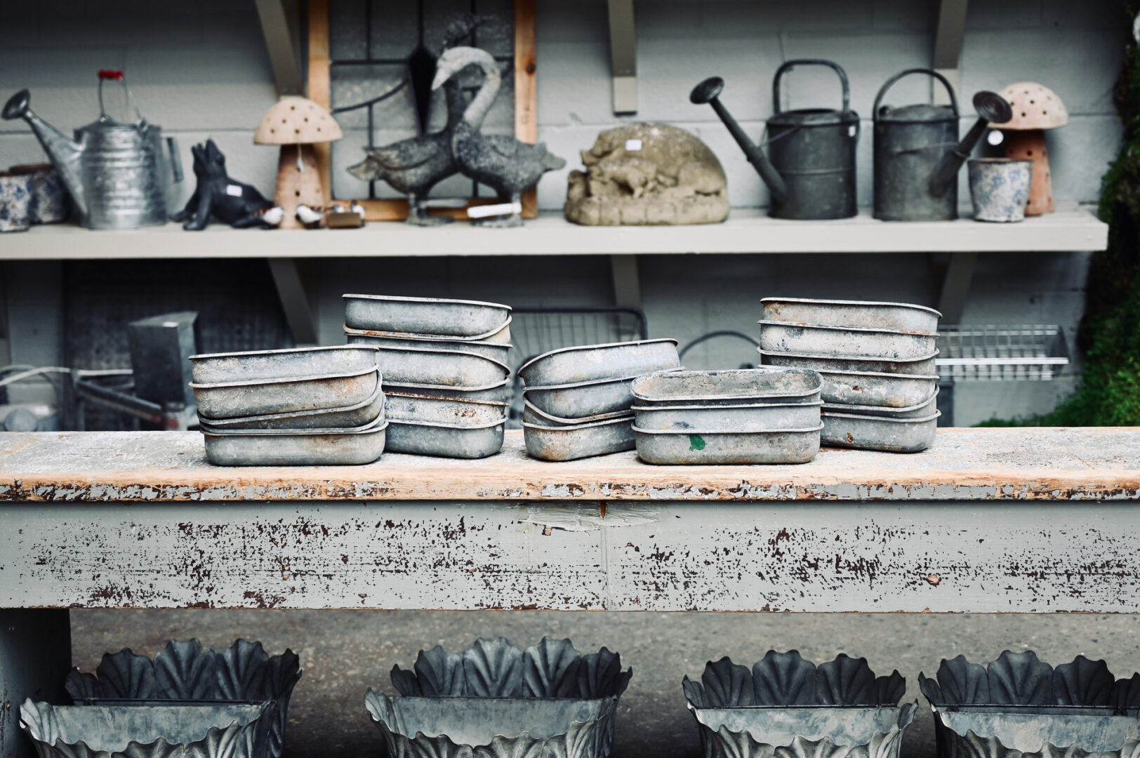 Small Rounded Edge French Containers