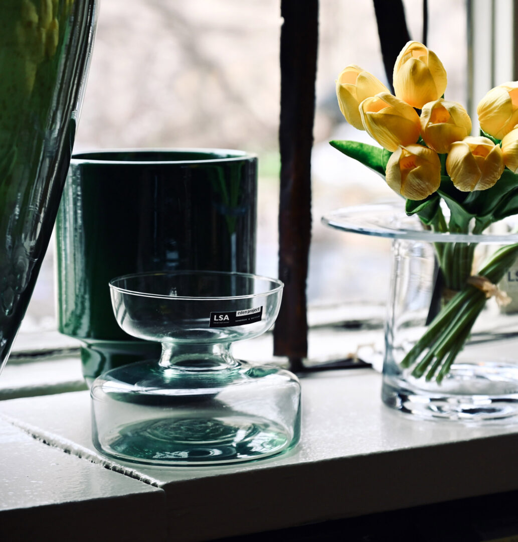 Canopy Vase/Bulb Planter