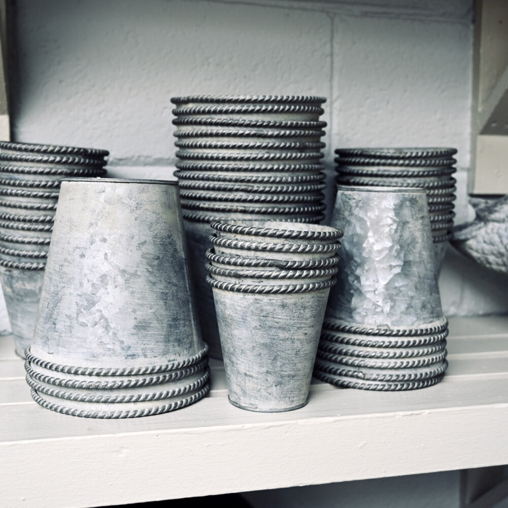 Galvanized Twist Edge Pots