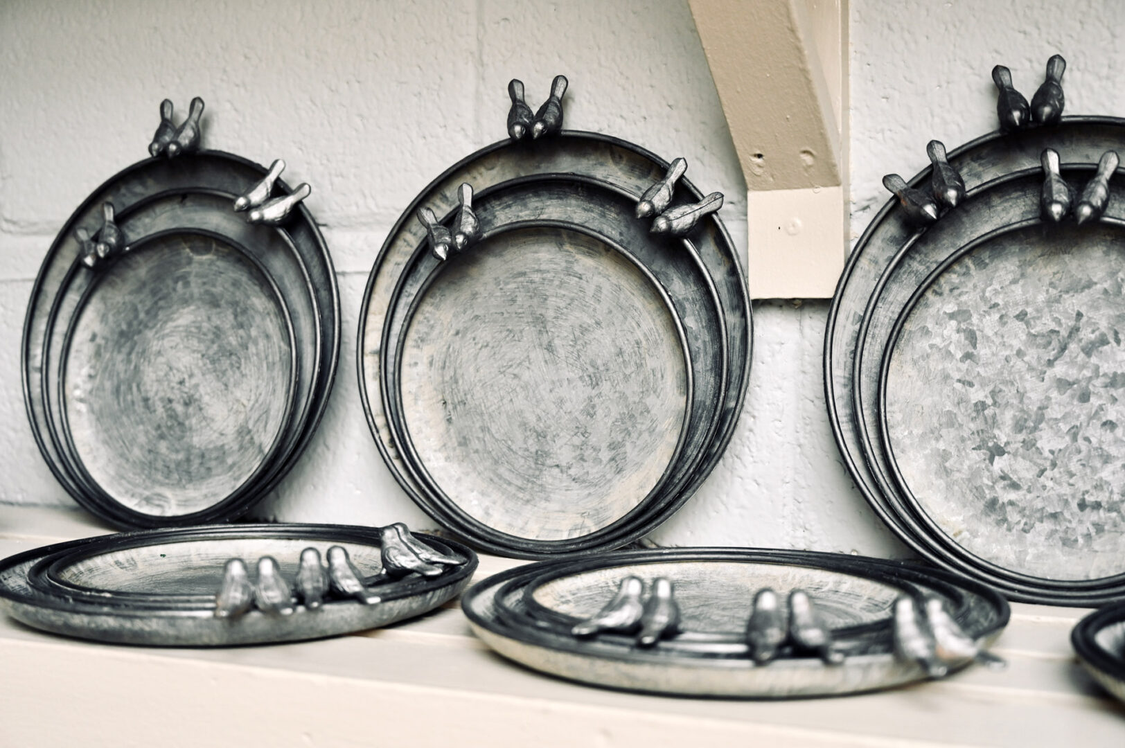 Round Galvanized Tray with Birds