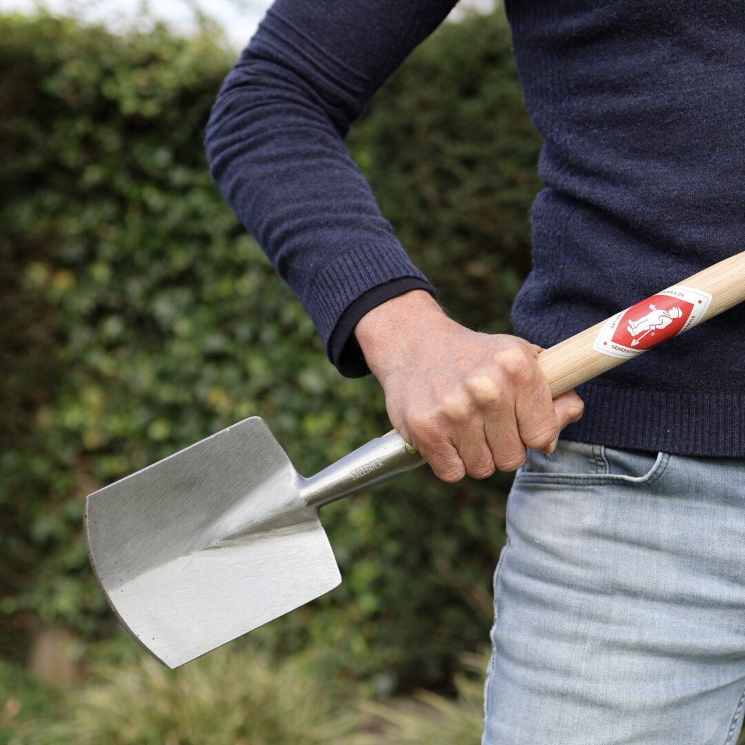 Sneeboer & Zn Handspade (Registered Design)