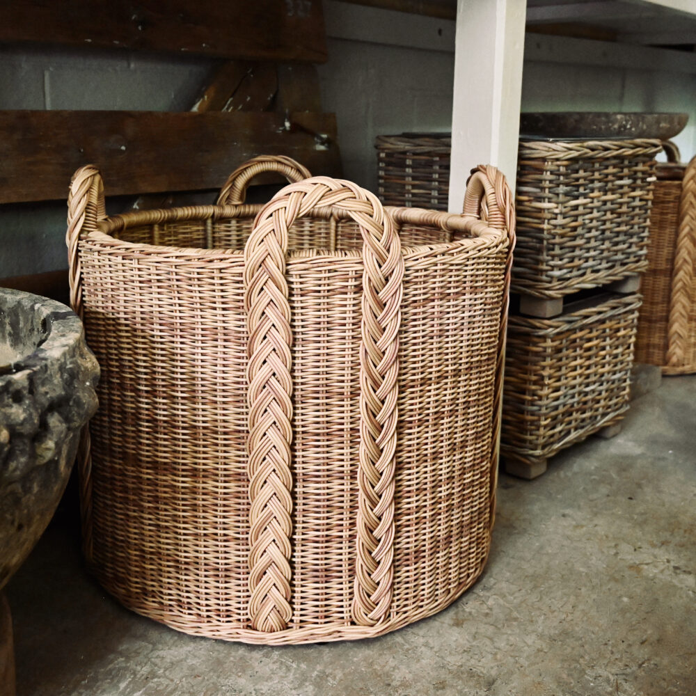Outdoor Round Basket Planter