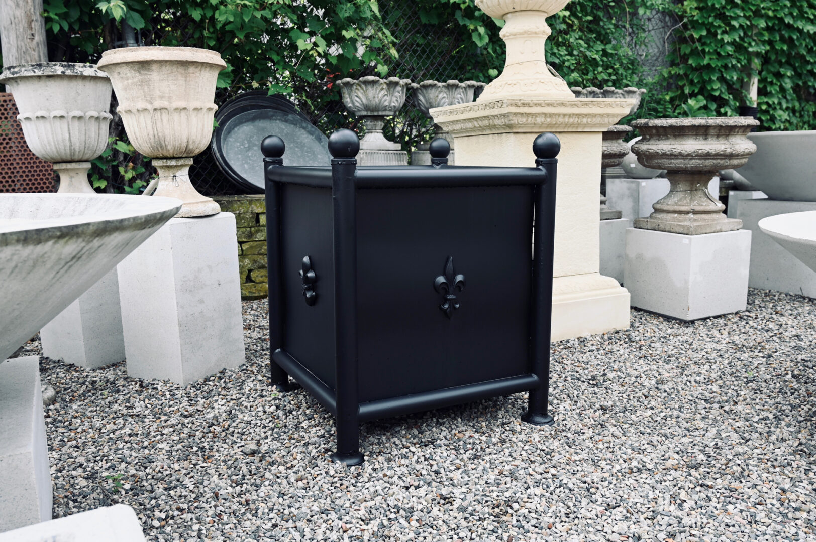 Metal Planter with Fleur-de-lis