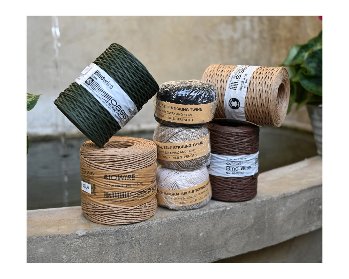 Self-Sticking Twine & Binding Twine