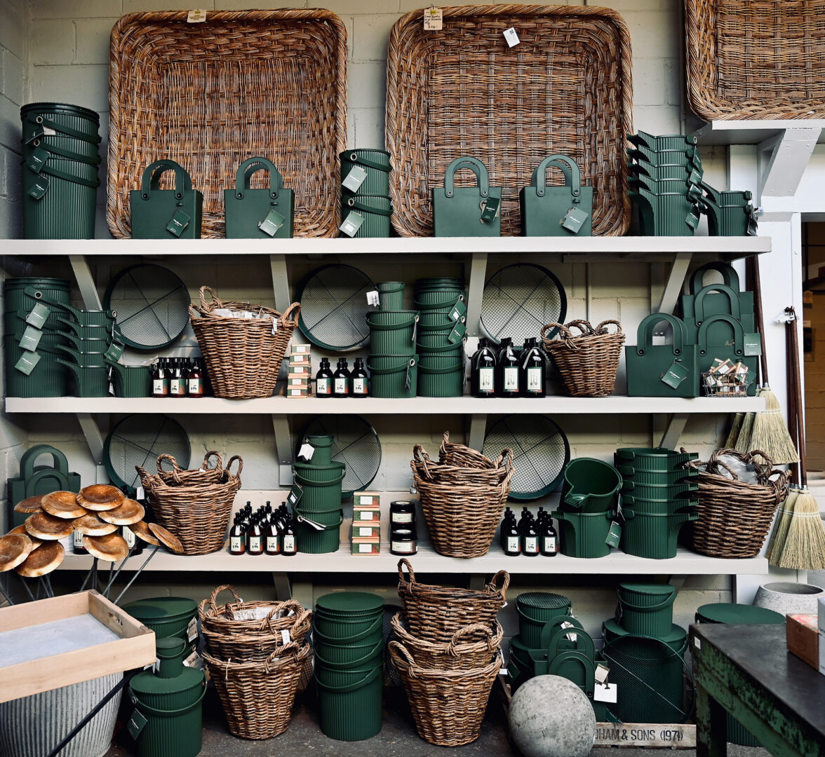 St. Thomas Bean Brown Baskets with Handles