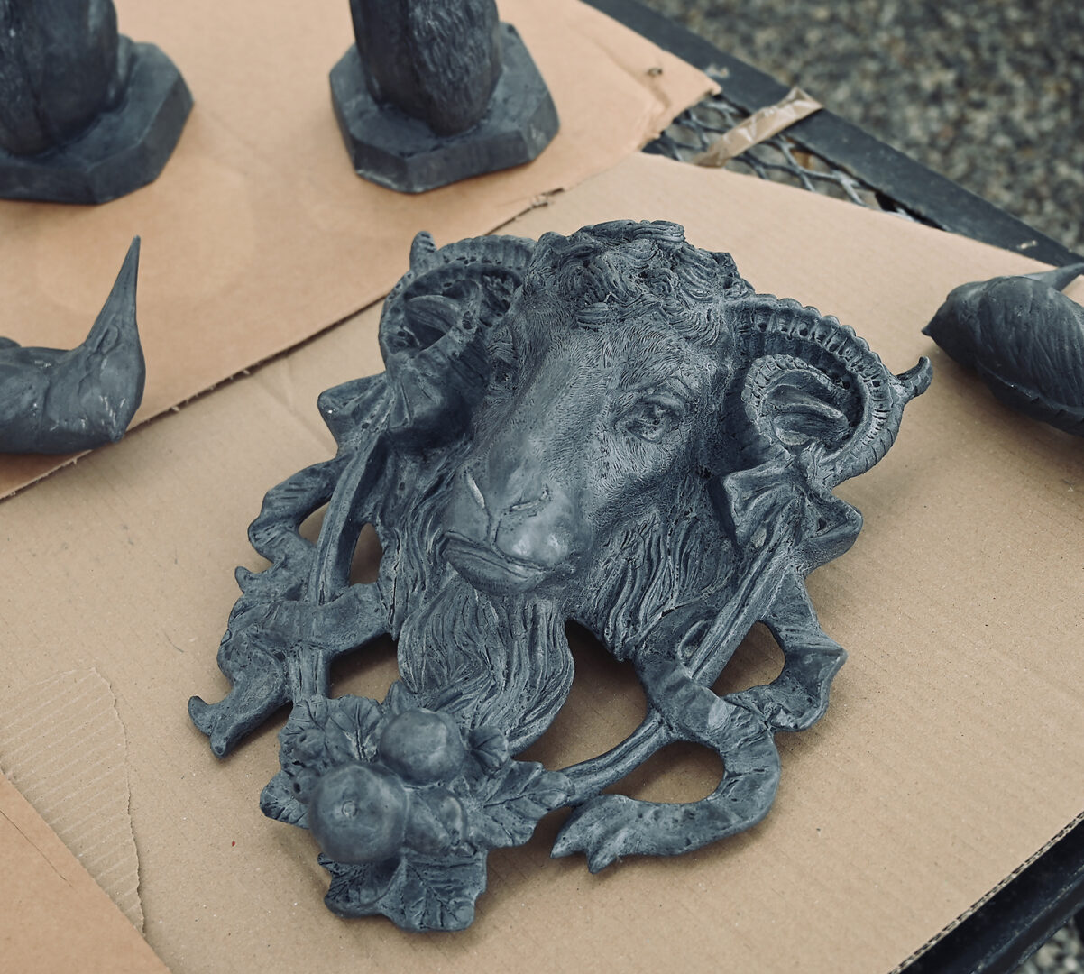 English Lead Rams Head