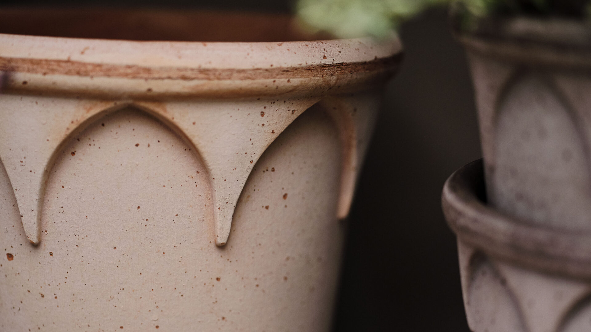 Bergs Potter Elizabeth - Detroit Garden Works