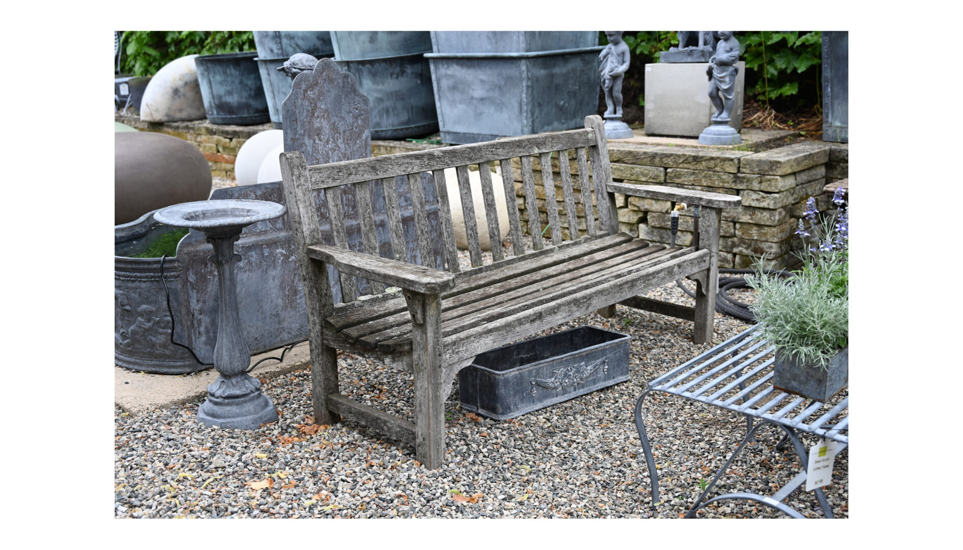 Lister Bench